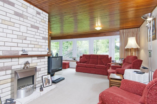 horse3 Bandini four-bedroom house and equestrian facility in Cradley, Malvern, Worcestershire