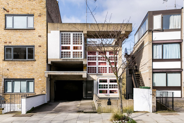 1960s Brian Housden-designed Housden House in London NW3