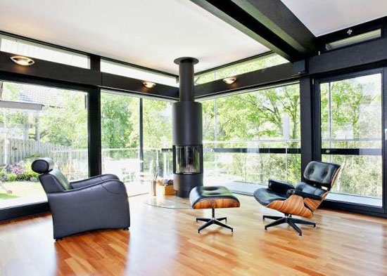 huf5 Five-bedroom Huf Haus in Chilworth, Hampshire