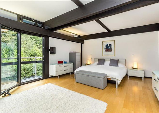 Five-bedroom Huf Haus in Dulwich Village, London SE21