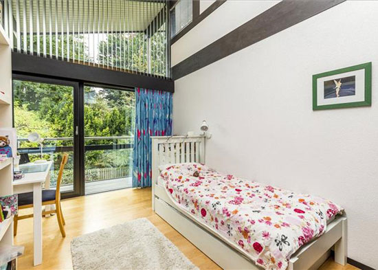 Five-bedroom Huf Haus in Dulwich Village, London SE21