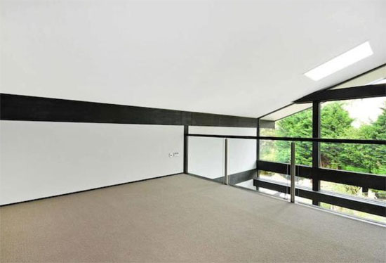 Five-bedroom Huf Haus in Kingston Vale, London SW15