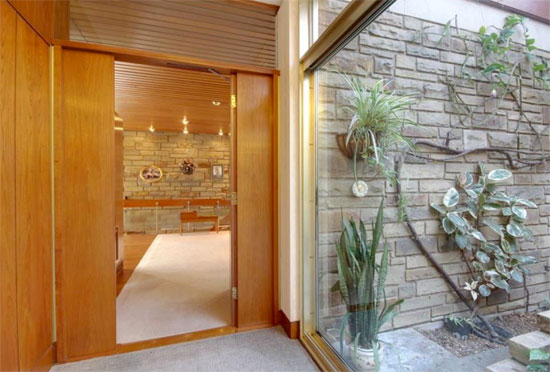 1960s Elsworth Sykes-designed Garth House midcentury property in North Ferriby, East Yorkshire