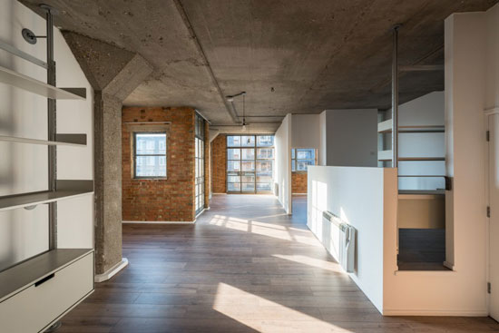 Apartment in the Davy Smith-converted Royle Building in London N1