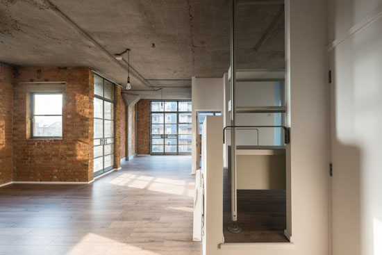 Apartment in the Davy Smith-converted Royle Building in London N1