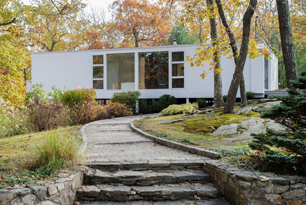 John Black Lee-designed Lee House 1 in New Canaan, Connecticut