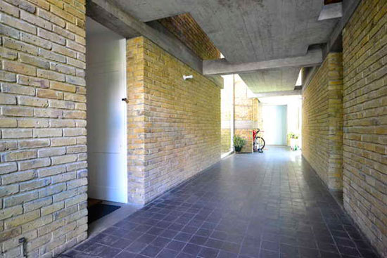 1950s modernism: Apartment in the Stirling & Gowan-designed Langham House Close, Richmond, Surrey