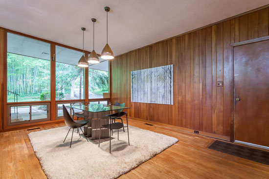 James Taylor’s 1950s midcentury home in Chapel Hill, North Carolina