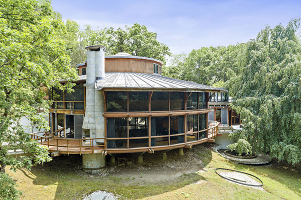 Jackie Gleason’s Round House in Cortlandt Manor, New York, USA