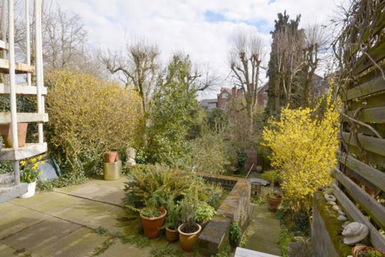 1960s modernist townhouse in Highgate, London N6