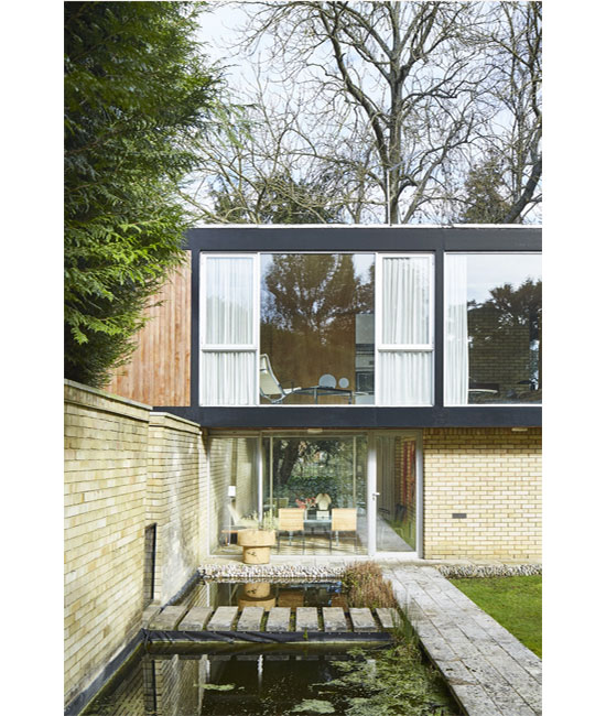 1960s Jack Bonnington Ferrum House in Harpenden, Hertfordshire