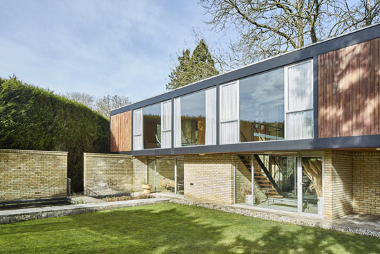 1960s Jack Bonnington Ferrum House in Harpenden, Hertfordshire