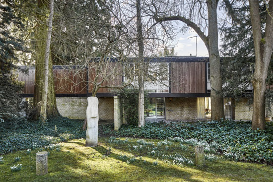 1960s Jack Bonnington Ferrum House in Harpenden, Hertfordshire