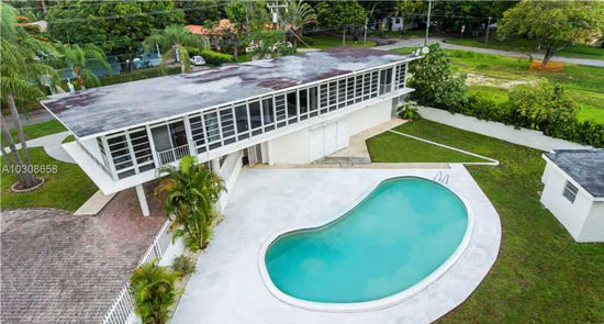 1940s modernism: Rufus Nims-designed Jetsons House in Miami, Florida, USA