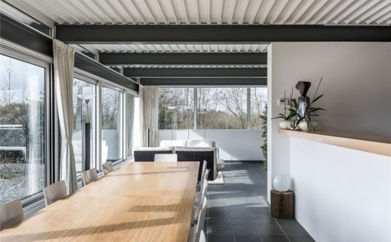 John Winter New Hill modernist property in Medstead Hampshire