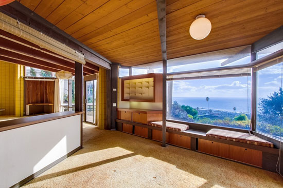 1960s Loch Crane-designed midcentury modern property in La Jolla, California, USA