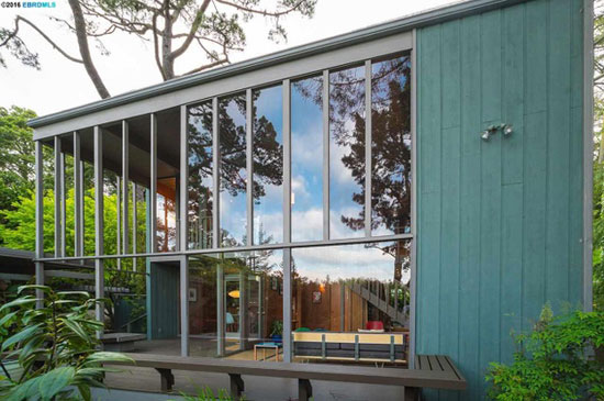 1960s Roger Lee-designed midcentury property in Kensington, California, USA