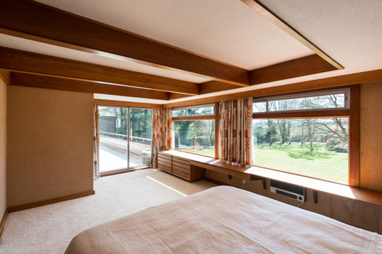 1960s Robert Harvey-designed midcentury modern property in Kenilworth, Warwickshire