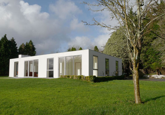 kill2 1960s modernist bungalow in Killowen, Co. Kerry, Ireland