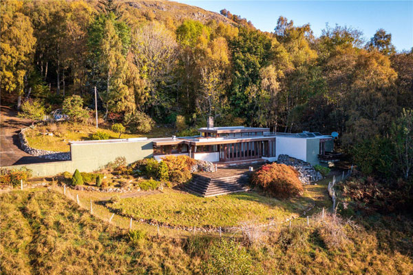 1970s Loch Tummel House in Strathtummel, Perthshire, Scotland