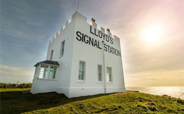 Coastal isolation: Lloyd's Signal Station on the Lizard Peninsula, Cornwall