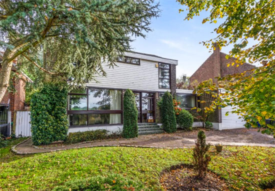 1960s Alan Ablitt modern house in Loughton, Essex