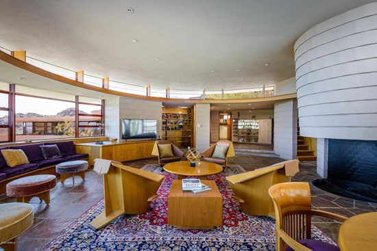 Frank Lloyd Wright’s Circular Sun House in Phoenix, Arizona, USA