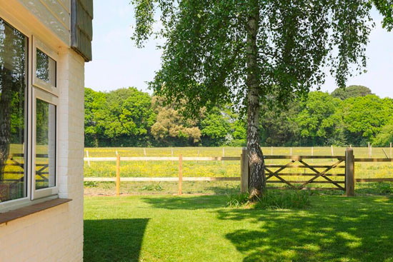 1960s Malcolm Macdonald midcentury modern house in Lymington, Hampshire