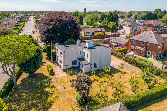 Art deco renovation project in North Hykeham, Lincolnshire