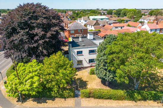 Art deco renovation project in North Hykeham, Lincolnshire