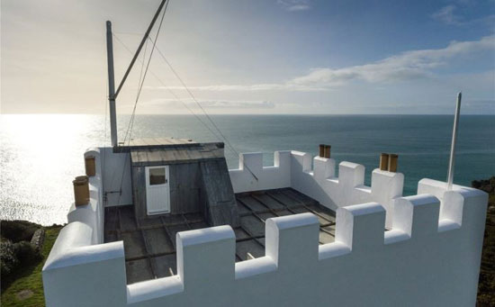 Coastal isolation: Lloyd's Signal Station on the Lizard Peninsula, Cornwall