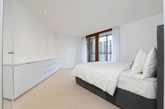 Apartment in the grade II-listed Lauderdale Tower on the Barbican Estate, London EC2Y