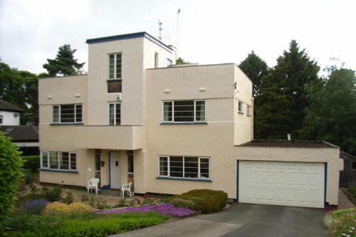 leeds1 1930s art deco four-bedroomed house in Guiseley, Leeds, West Yorkshire