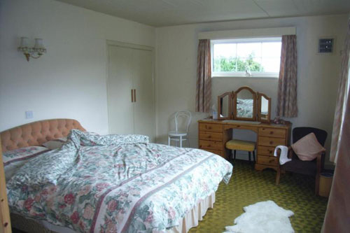 leeds4 1930s art deco four-bedroomed house in Guiseley, Leeds, West Yorkshire
