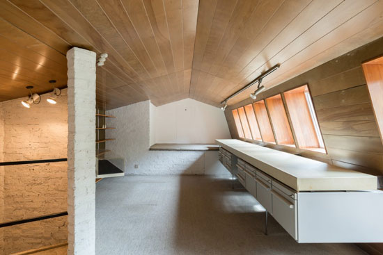 1960s Leslie Gooday-designed grade II-listed modernist property in St George's Hill, Weybridge, Surrey