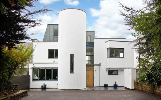 Waterways contemporary modernist property in Lisvane, near Cardiff, South Wales