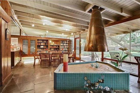 1950s Arthur Davis-designed midcentury modern property in River Ridge, Louisiana, USA