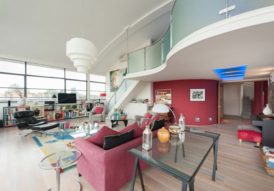 loft3 Three-bedroom penthouse at Chiswick Green Studios, London W4