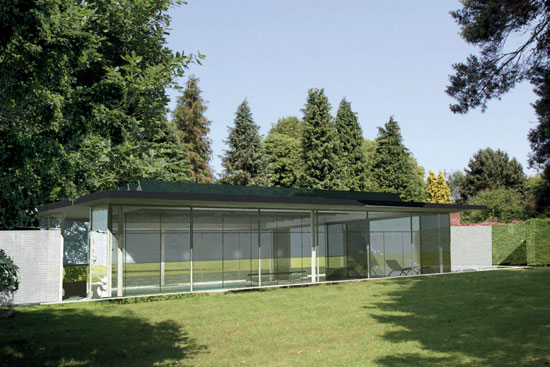 1960s Sir Philip Dowson midcentury modern house in Long Melford, Suffolk