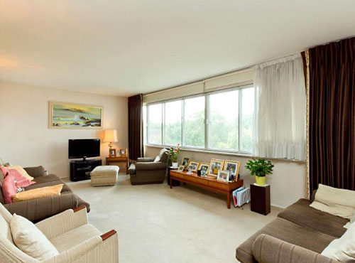 lub3 Three-bedroom flat in the Berthold Lubetkin-designed Highpoint building in Highgate, London