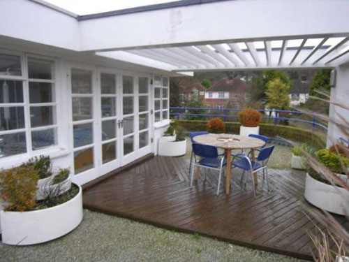 1930s six-bedroomed art deco house in Luton, Bedfordshire