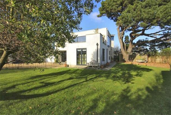 Five-bedroom contemporary modernist property in Lymington, Hampshire