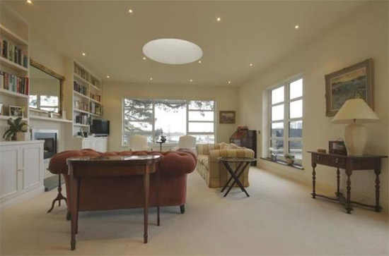 Five-bedroom contemporary modernist property in Lymington, Hampshire