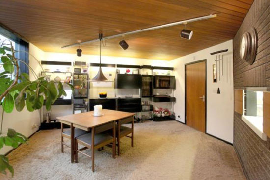 lymm4 1970s Granville Gough-designed four-bedroom modernist property in Lymm, Cheshire