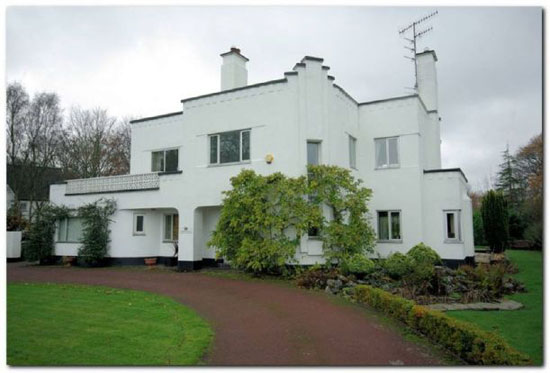 lyth1 Greenridges art deco house in Lytham St Annes, Lancashire