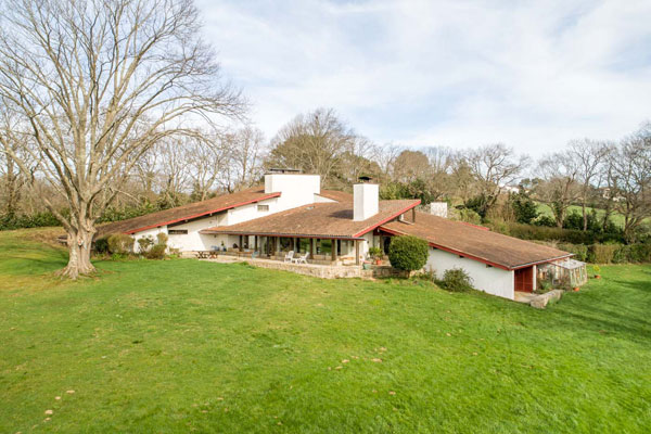 1970s Jean-Raphael Hebrard modern house in Arcangues, south-west France