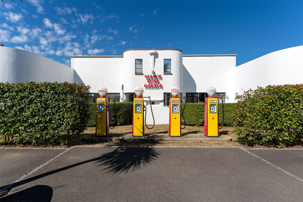 Apartment in the 1930s Manor Road Garage in East Preston, West Sussex