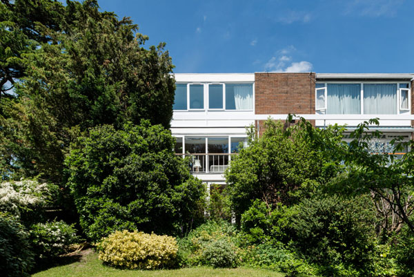 1960s midcentury modern house in London SW20