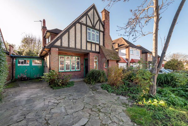 1920s Meadway estate time capsule in London N14