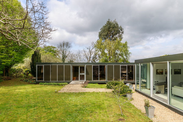 1960s Michael Manser modern house in Ashtead, Surrey